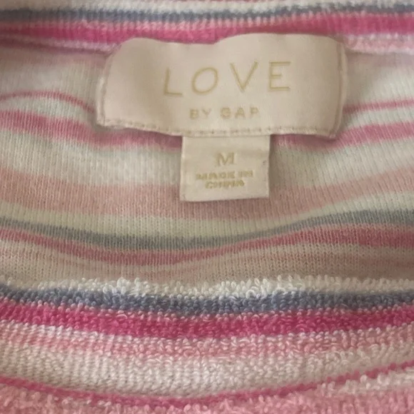 Terry cloth long sleeve Gap love shirt - Picture 2 of 2